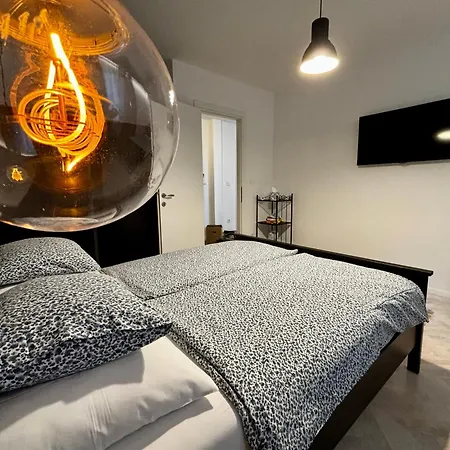 Right Place****cozy And Completely New Lägenhet *